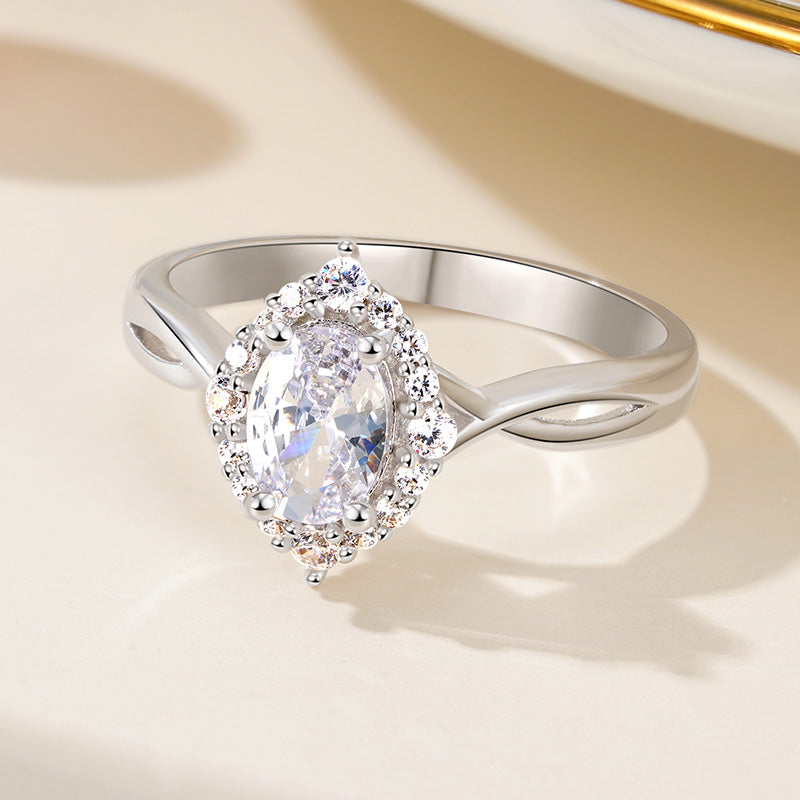 Gnoce Sparkling Four Prong Oval Halo Engagement Ring_4