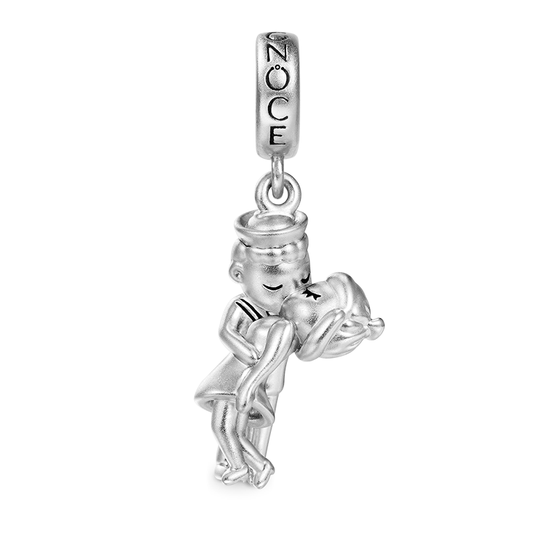 Gnoce Kiss of Victory Pendant Dangle Charm_1