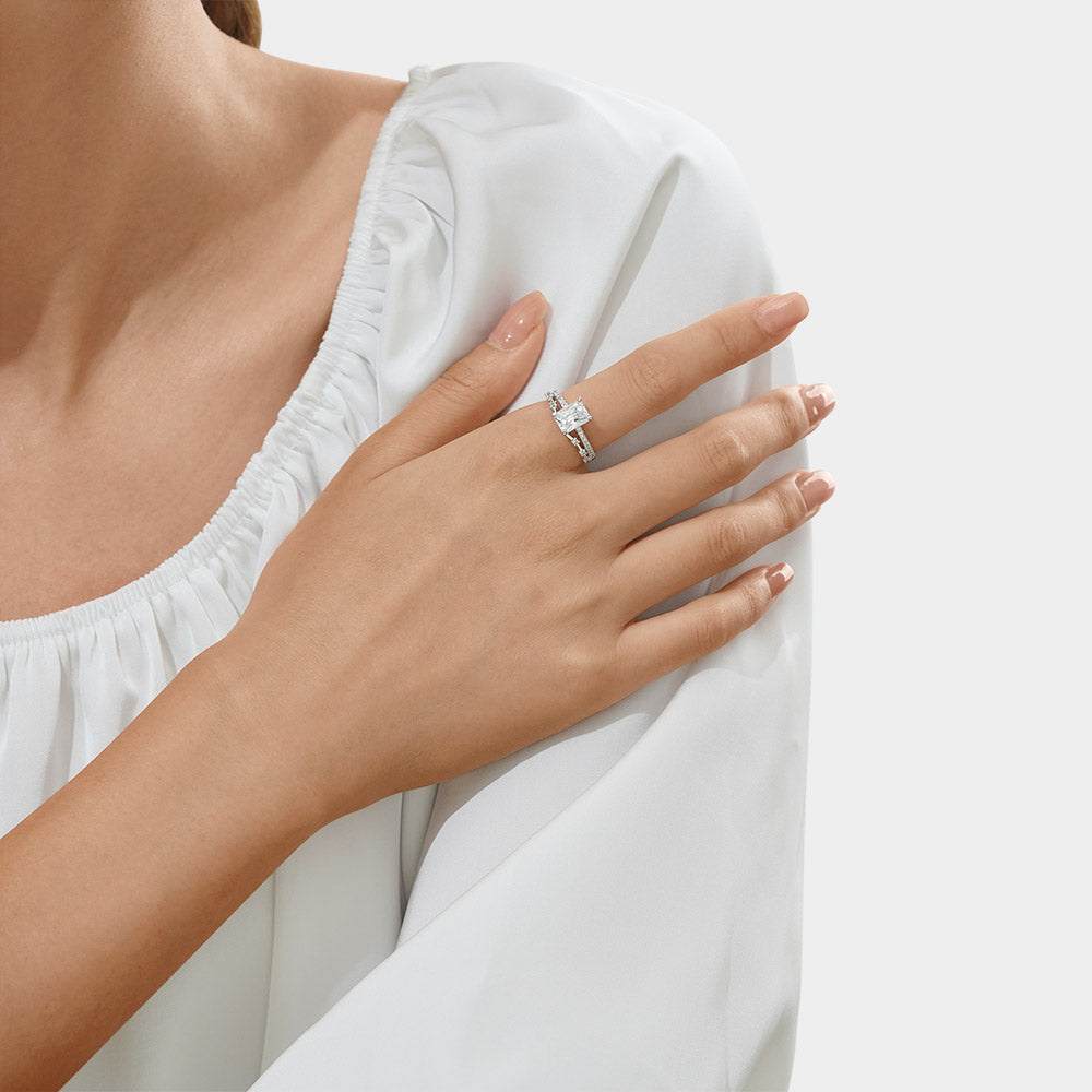 Gnoce Elegant Rectangle-cut Promise Ring_4