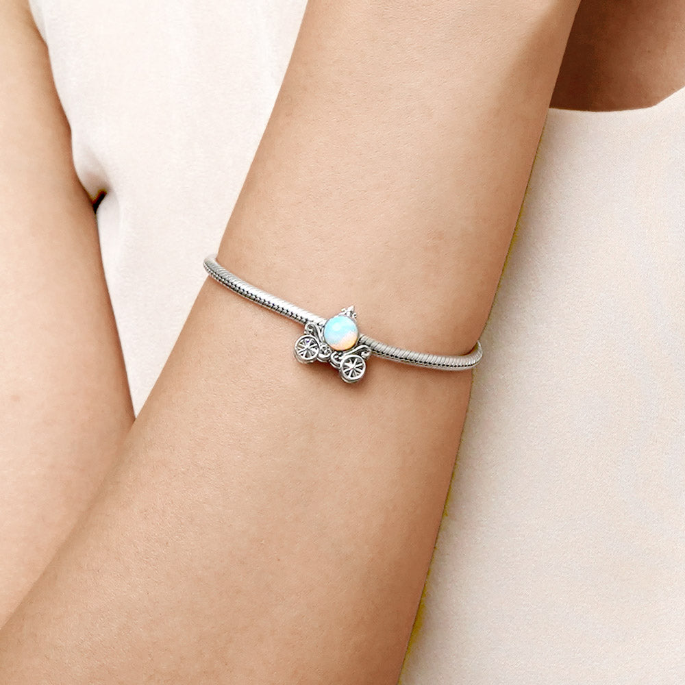 Gnoce Moonstone Magic Carriage Charm_4