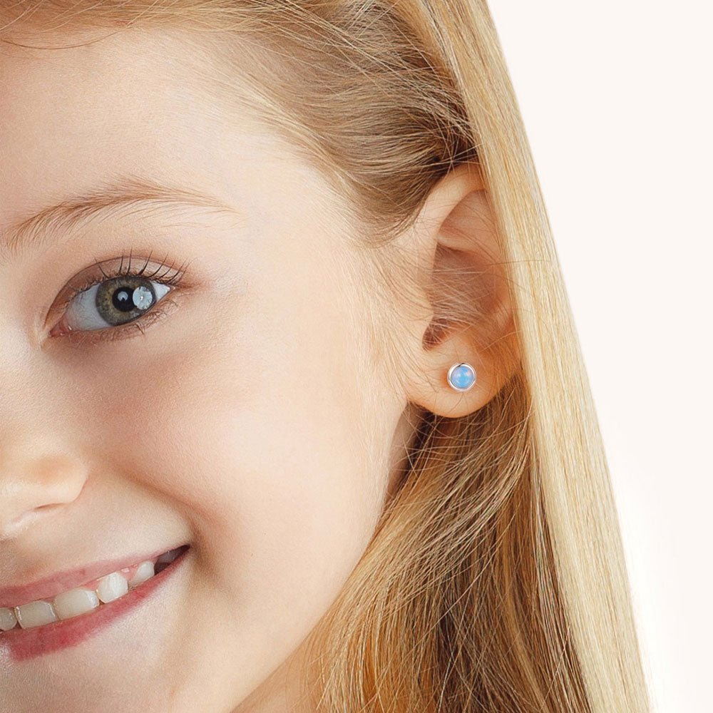 Gnoce Sparkling Moonstone Basic Stud Earrings_4