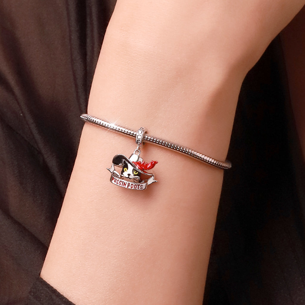 Gnoce Puss In Boots Red Feather Pendant Dangle Charm_6