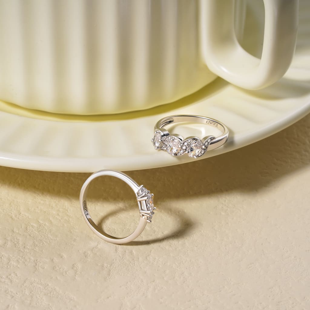 Gnoce White Diamond Anniversary Stackable Ring Set_3