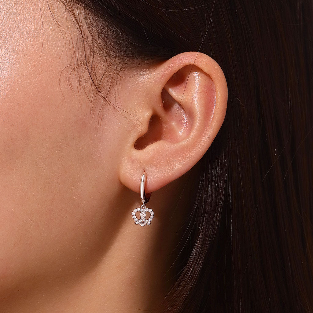 Gnoce Pretzel Food Hoop Earrings_5