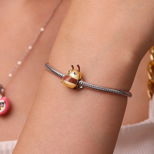Chunky Bee Charm_5
