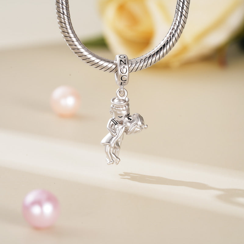 Gnoce Kiss of Victory Pendant Dangle Charm_3