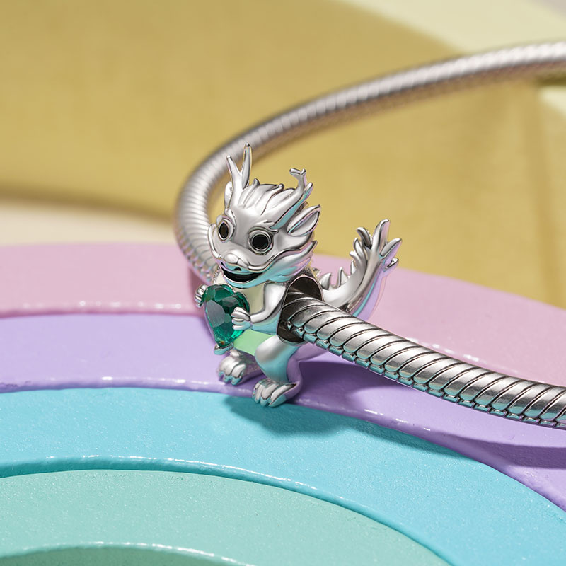 Gnoce Chinese Zodiac Dragon Embraces Heart Gem Charm_3