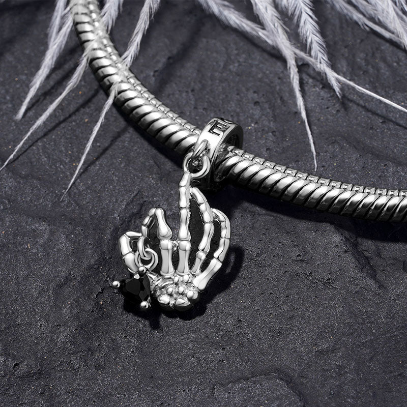 Gnoce Halloween Skull Gesture Pendant Dangle Charm_3