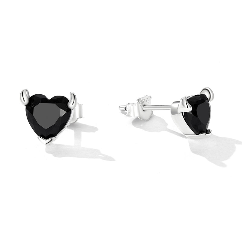 Gnoce Devil of Hearts Earrings_2
