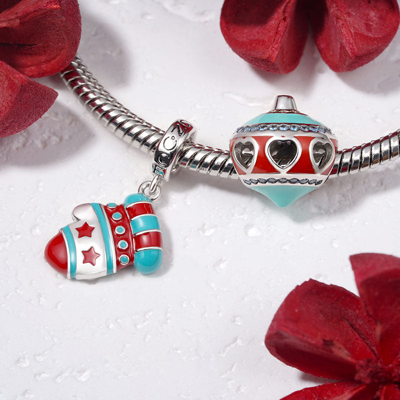 Gnoce Christmas Glove Pendant Dangle Charm_3