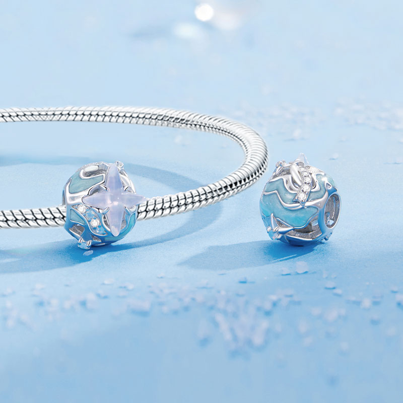 Gnoce Sparkling Star Round Charm_2