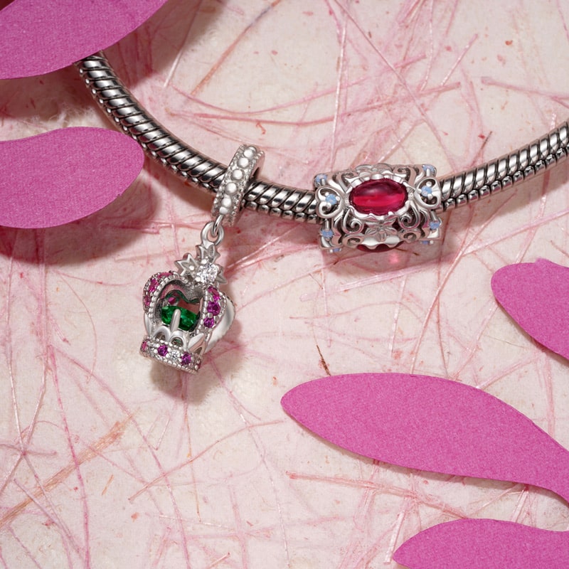 Gnoce Medieval Style Vintage Round Charm_2