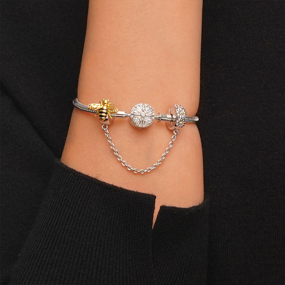 Gnoce Honey Bee Safety Chain Charm_4