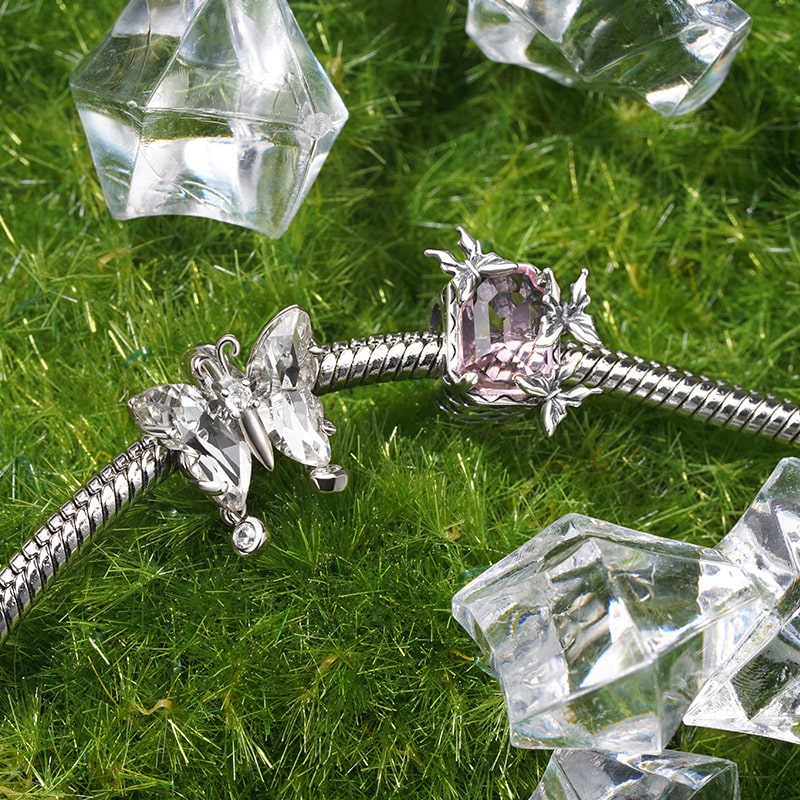 Gnoce Sparkling Butterfly Charm_3