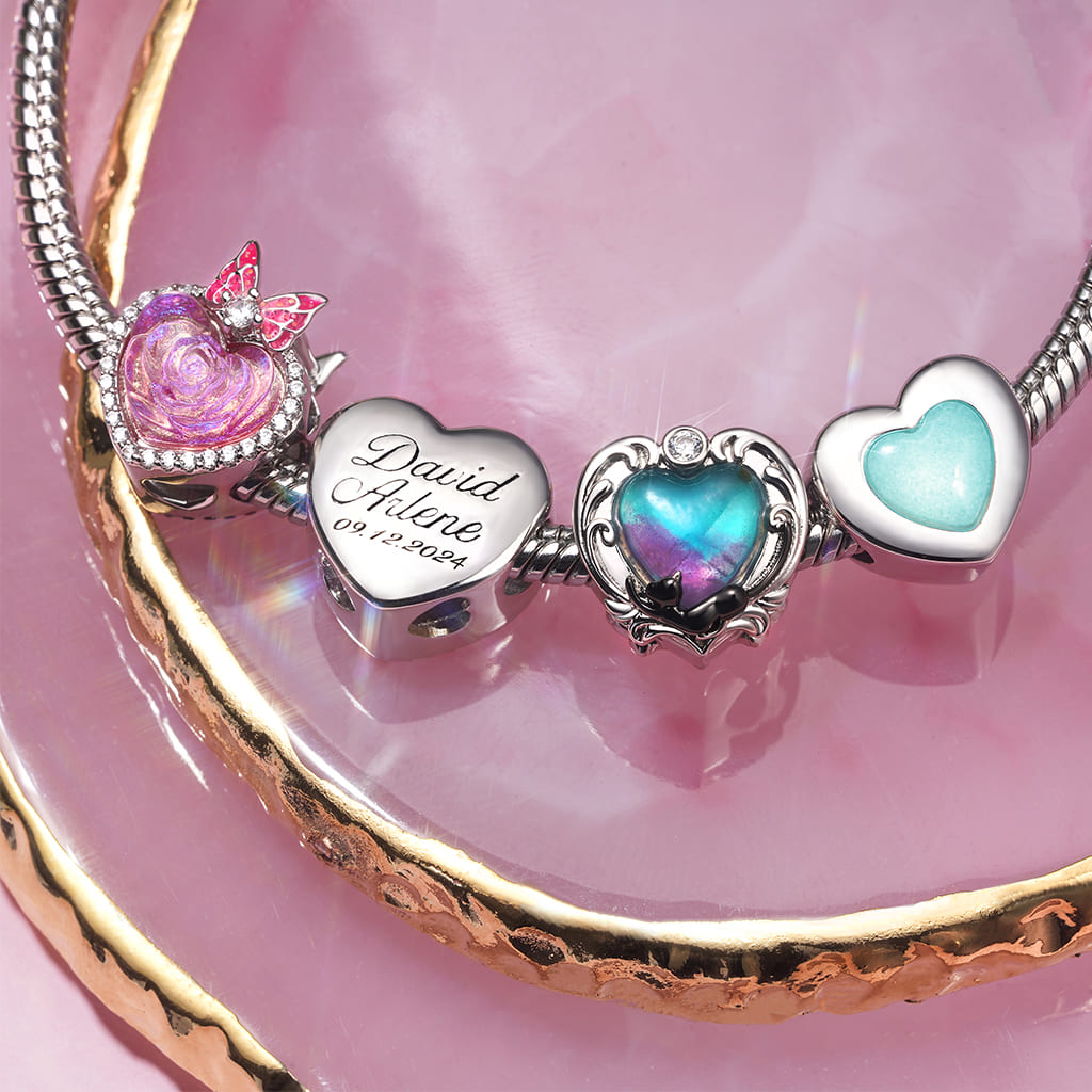 Gnoce Glow-in-the-Dark Black Cat Heart Charm_4