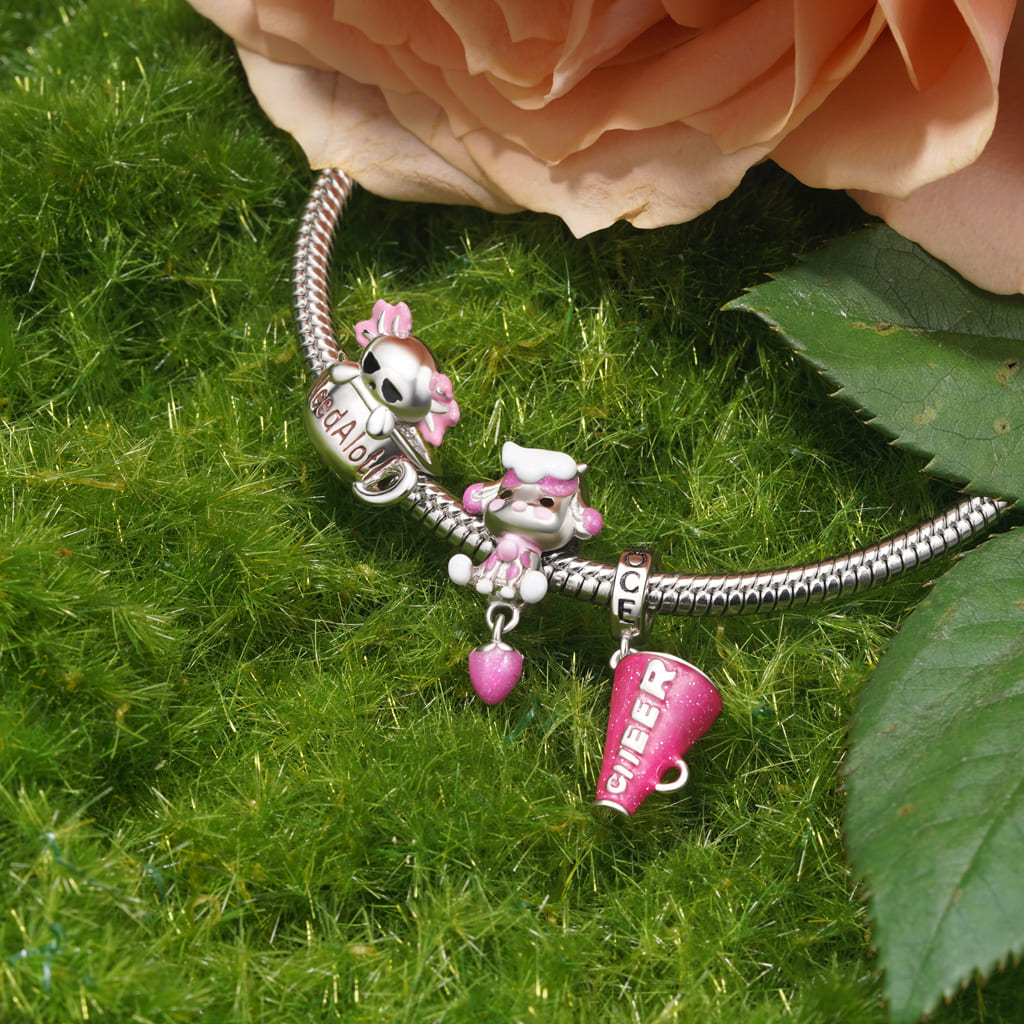 Gnoce Strawberry Cow Charm_3