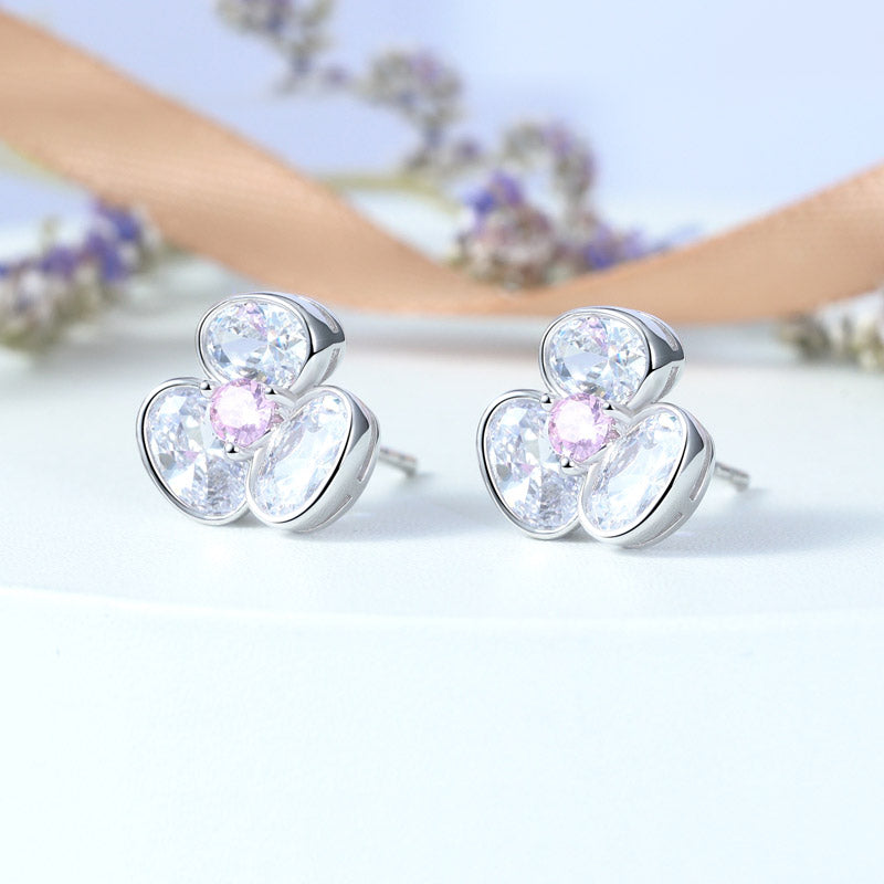 Three-petal Flower Stud Earrings_2