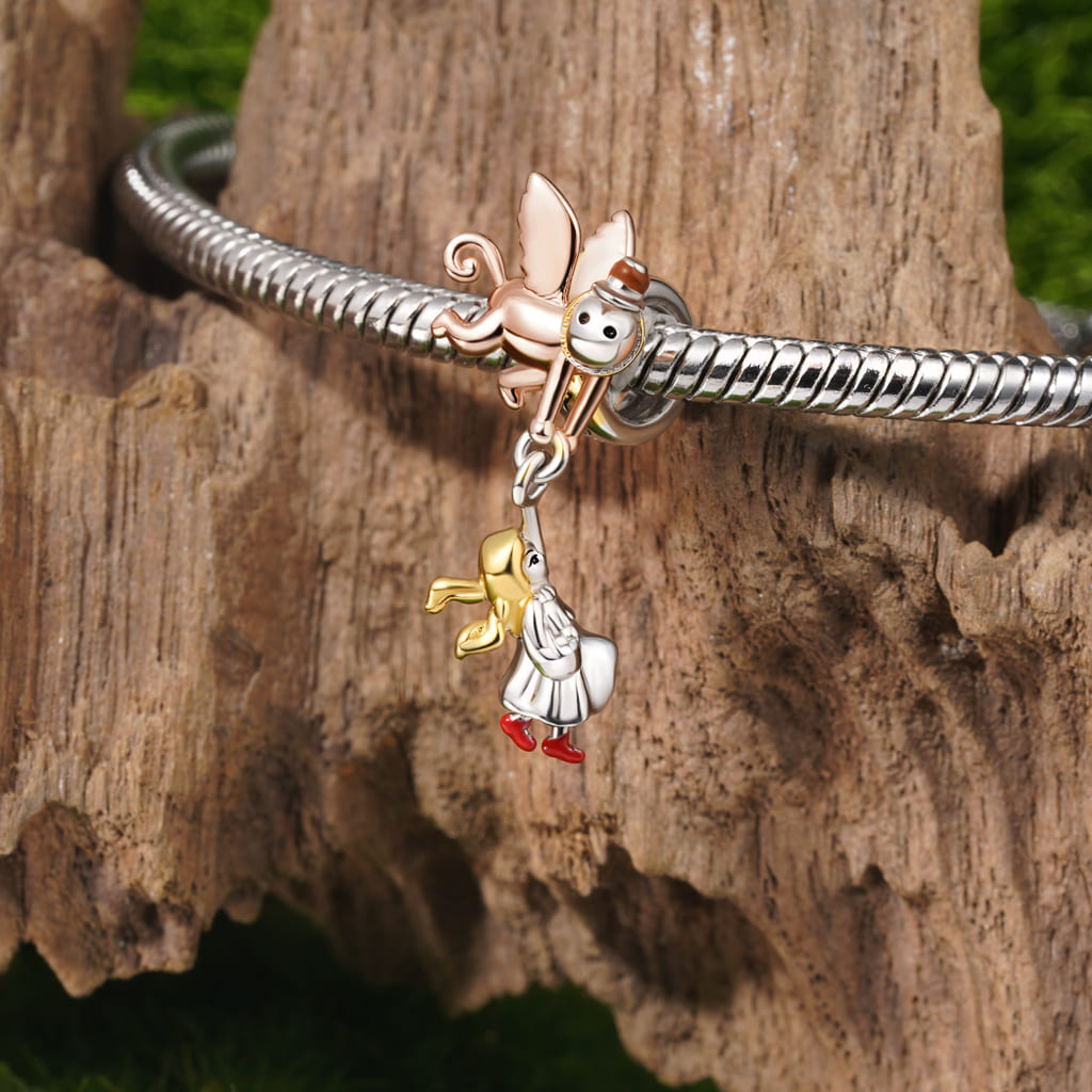 Gnoce The Wonderful Wizard of Oz Winged Monkey Dorothy Charm_3