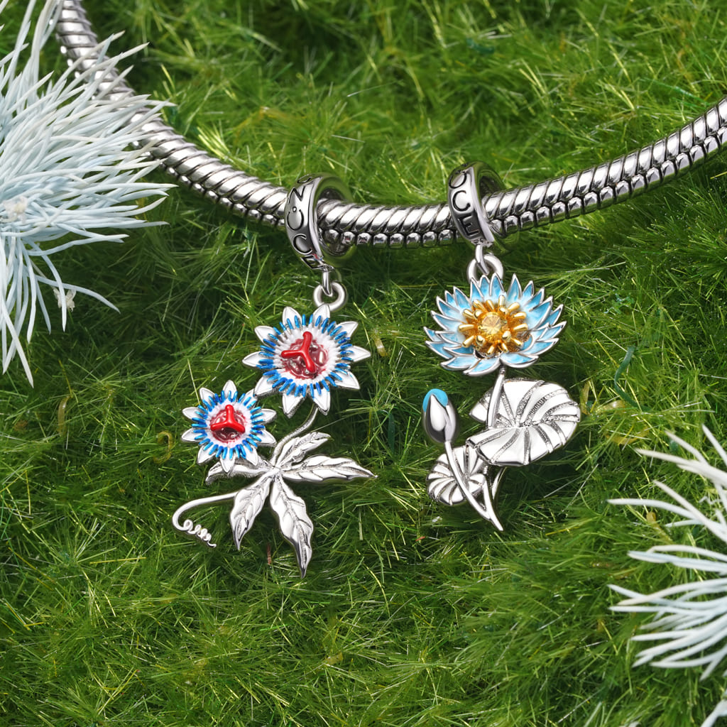 Gnoce Temple of Flora Blue Egyptian Water Lily Pendant Dangle Charm_3