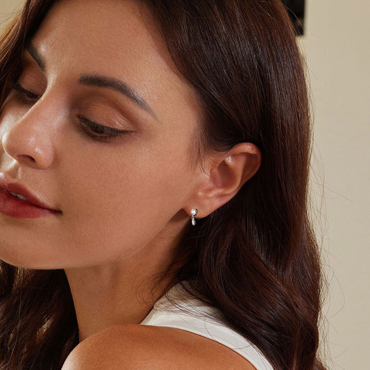 Gnoce Simple Small Tassel Stud Earrings_4