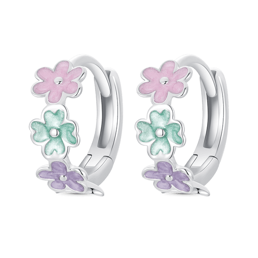 Gnoce Small Flower Huggie Earrings_1