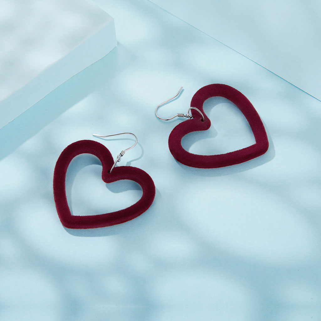 Gnoce Red Velvet Heart Stud Earrings_2