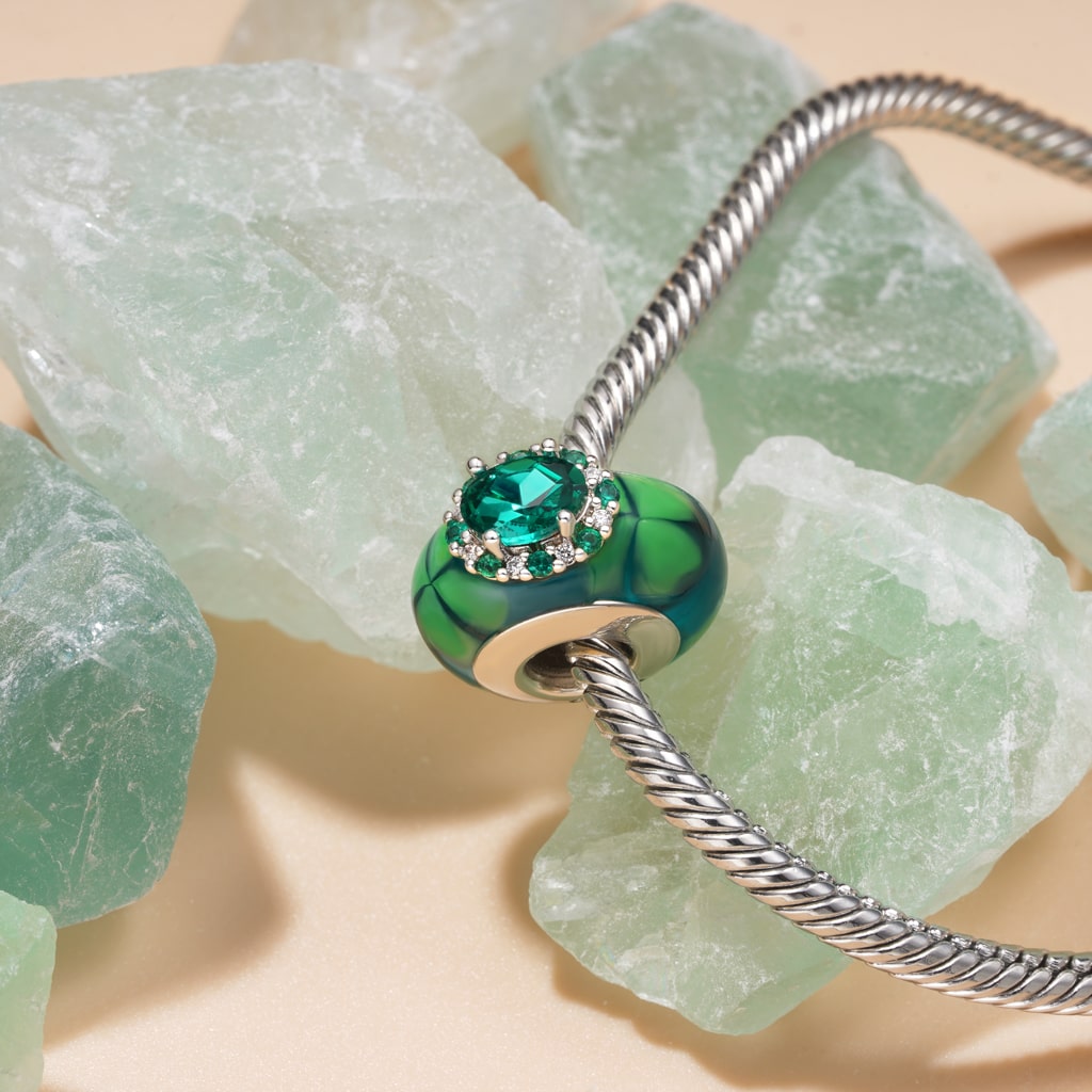 Gnoce Oval-cut Emerald Round Charm_3