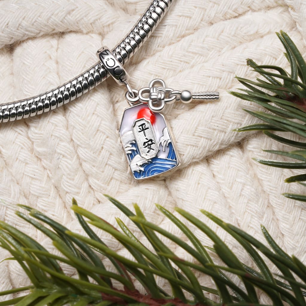 Gnoce Lucky Amulet Ukiyo-e Pendant Dangle Charm_3