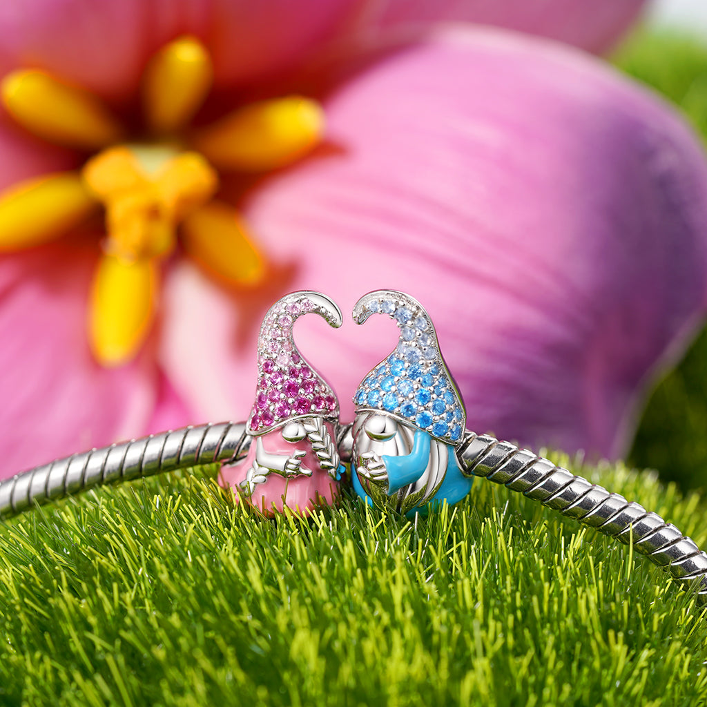 Gnoce Sweet Valentines Day Couple Gnome Girl Love Charm_4