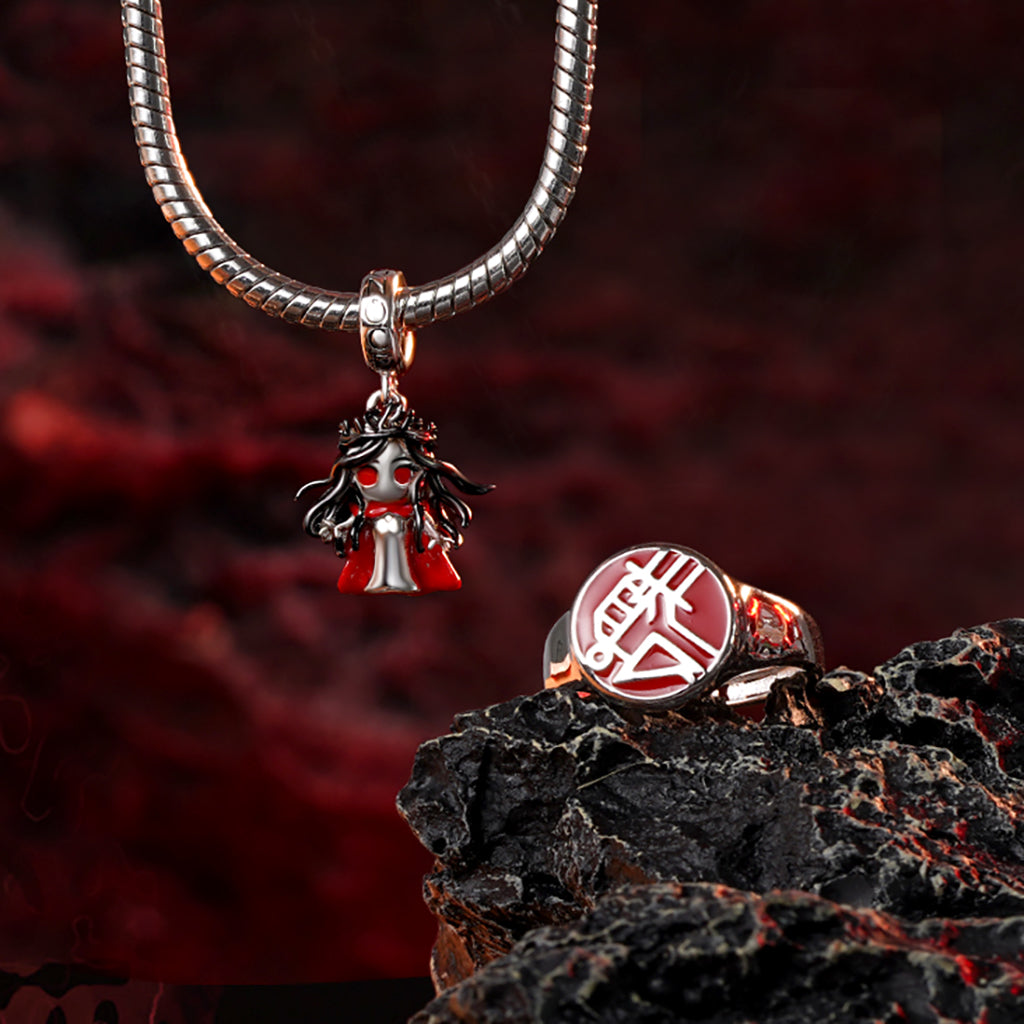 Gnoce Hellboy Blood Queen Pendant Dangle Charm_3