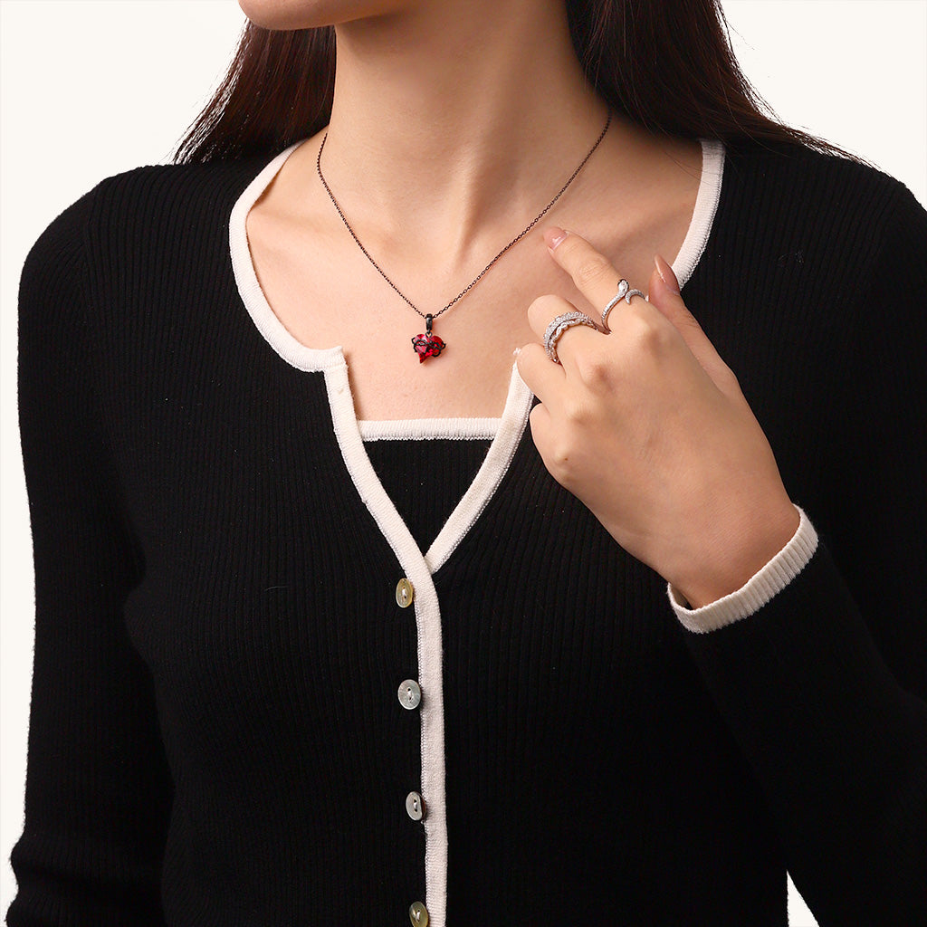Gnoce Dark Heart of Thorns Pendant Dangle Charm_4