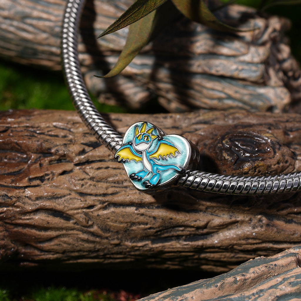 Gnoce Deadly Nadder Heart Birthstone Glow-in-the-Dark Charm_5