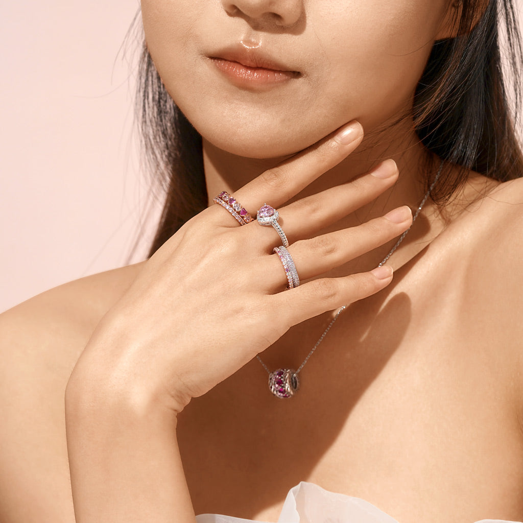 Gnoce Amethyst Petit Signature Pavé Band Ring_5