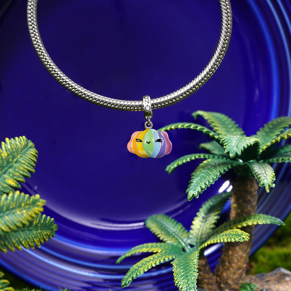 Floofie Pendant_3