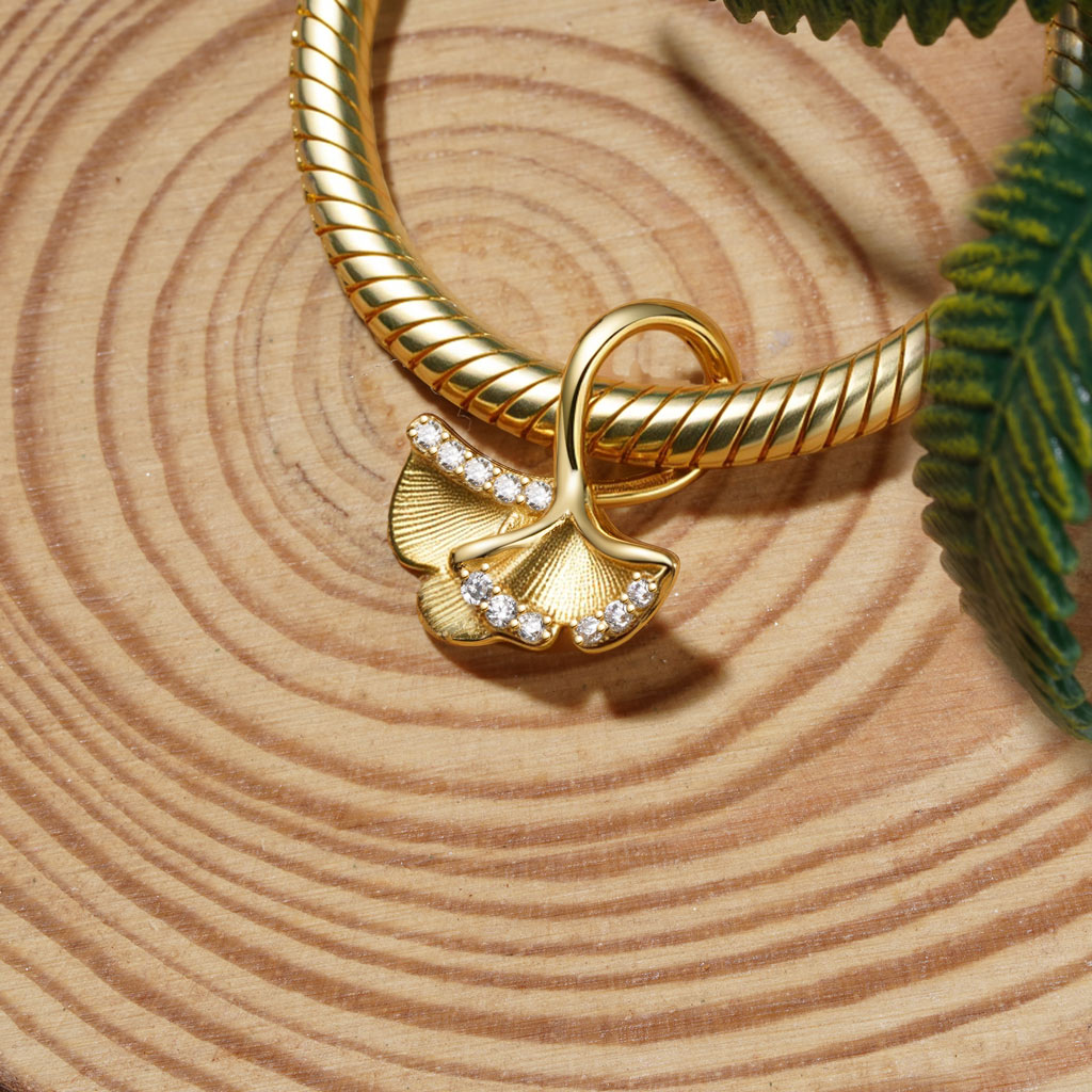 Gnoce 18K Gold-plated Ginkgo Leaf Charm_3