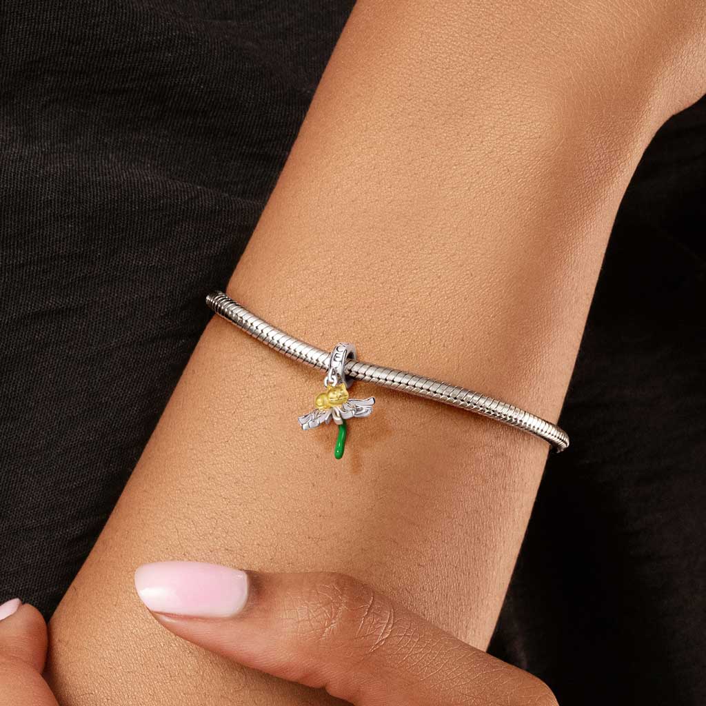 Gnoce The Cat in Daisy Charm_4