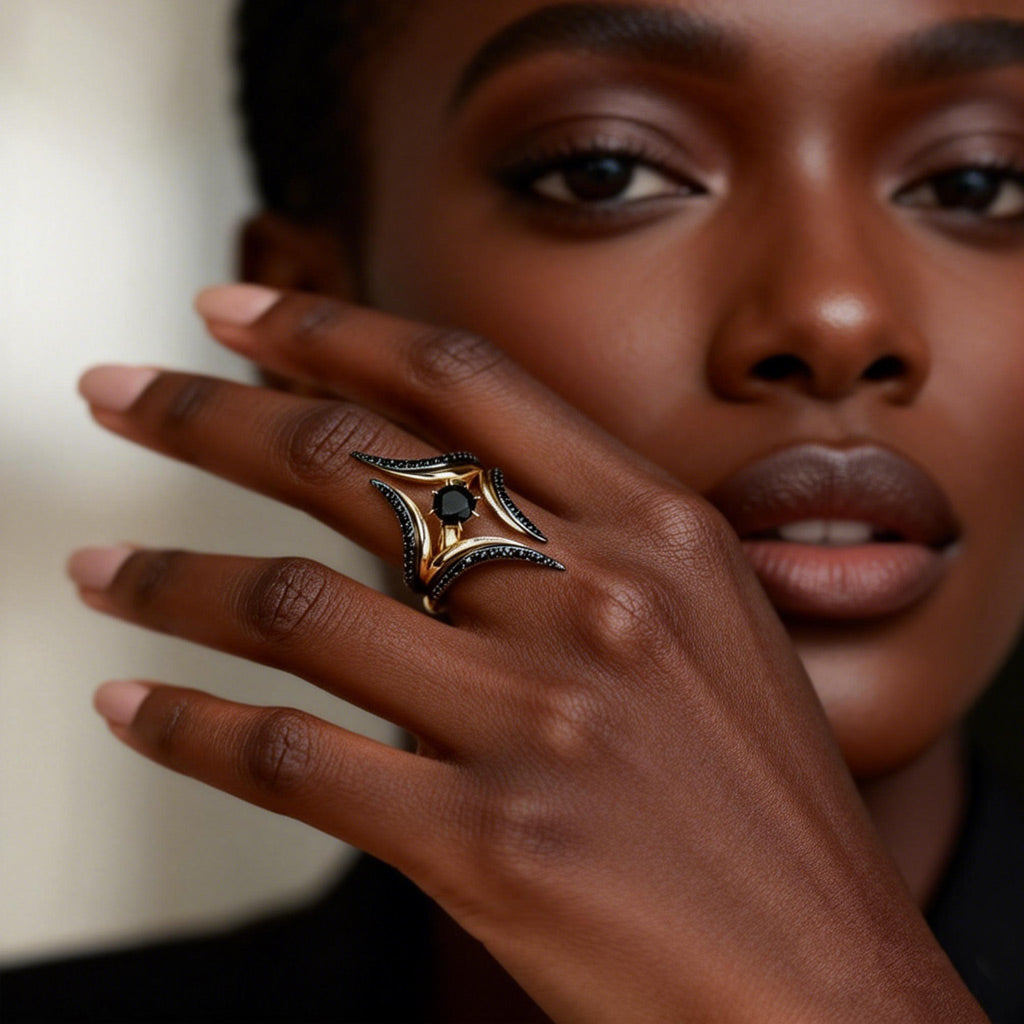 Gnoce Geometric Spire Round-Cut Moissanite Ring_2