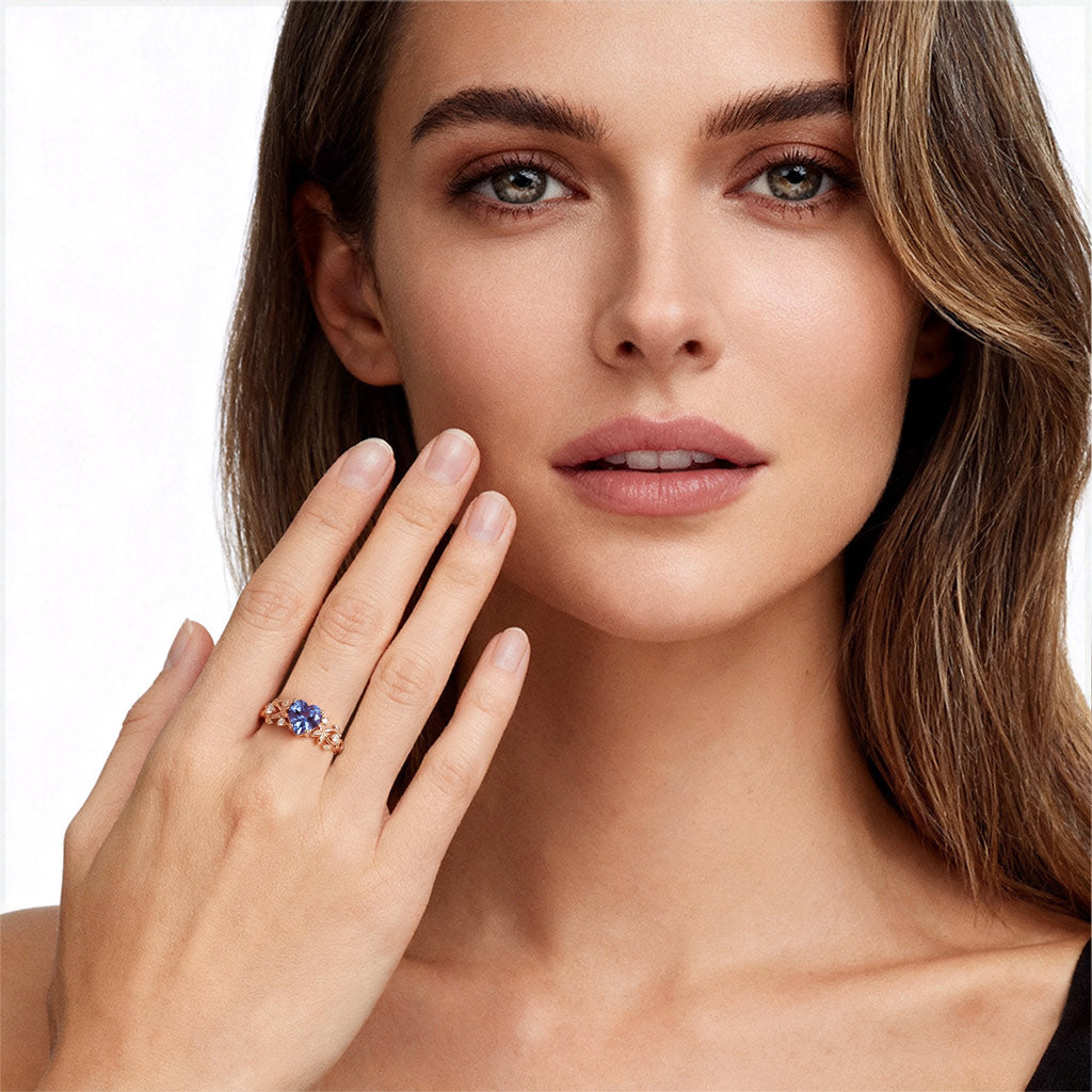 Gnoce Nature-Inspired Vine Heart-Cut Engagement Ring_3