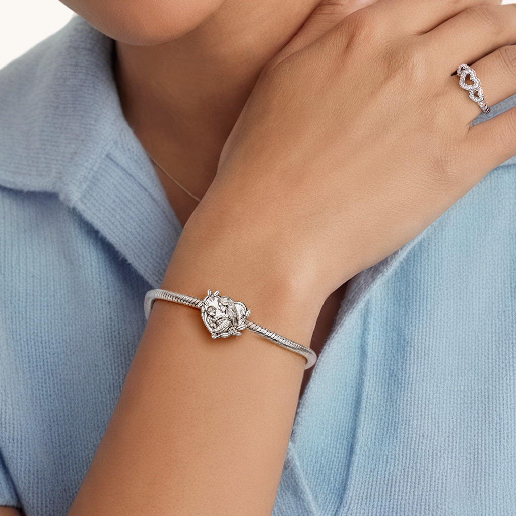 Gnoce Mother Embraces Baby Personalized Photo Heart Charm_4