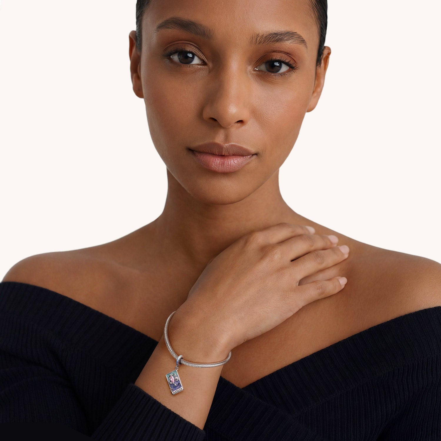 Gnoce Justice Tarot Glow-in-the-Dark Pendant Dangle Charm_5