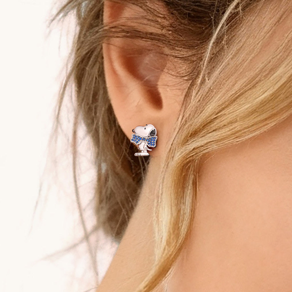 Gnoce Peanuts Snoopy Wearing Bow Stud Earrings_2